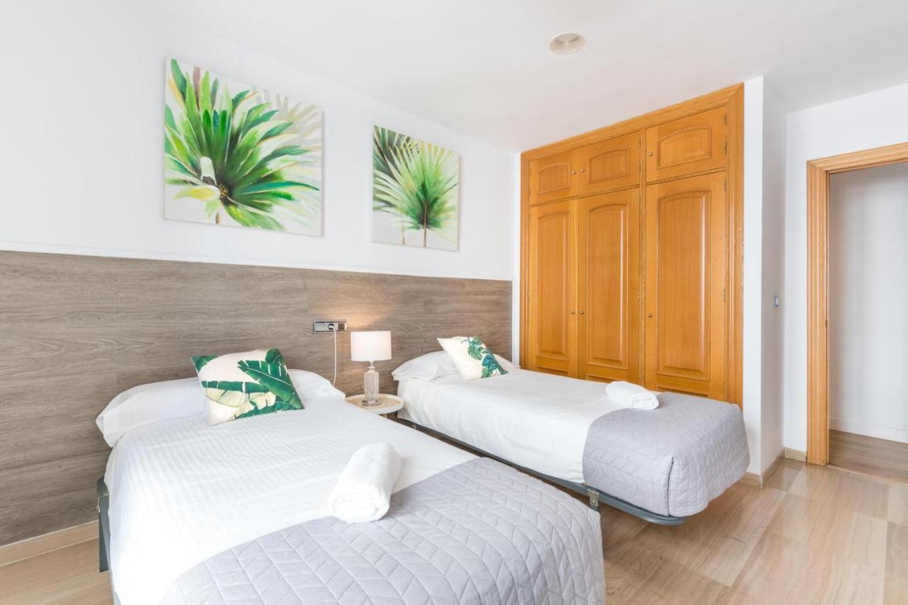 Apartamento Moderno Calle Larios Málaga Kültér fotó