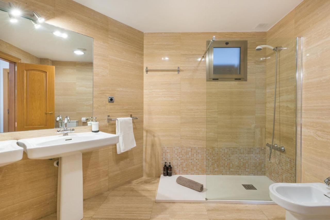 Apartamento Moderno Calle Larios Málaga Kültér fotó
