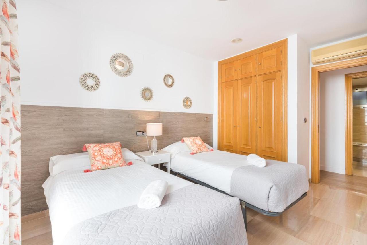 Apartamento Moderno Calle Larios Málaga Kültér fotó
